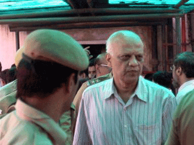 Delhi HC stays granting of bail to RK Chandolia in 2G case | Firstpost