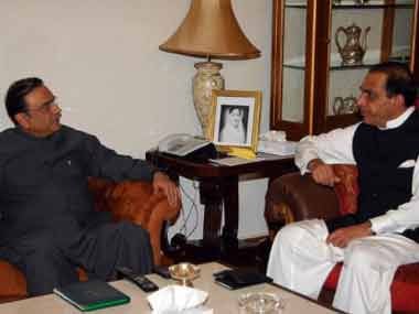 Zardari and Kayani meet for first time since memo scandal | Firstpost